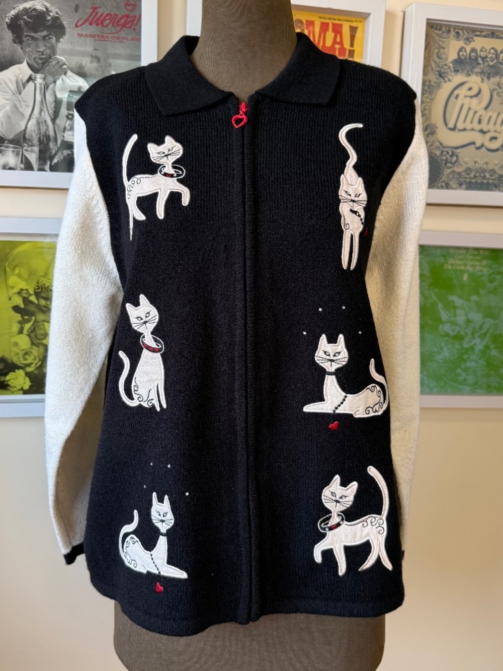 Y2K KITSCH BLACK & WHITE CAT ZIP-UP SWEATER • WHIMSIGOTH COQUETTE GRANDMACORE